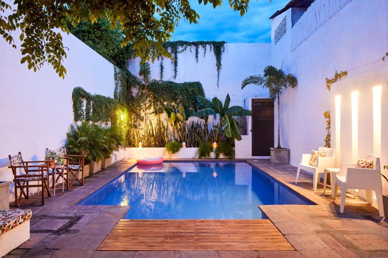 Casa Amberes Bed & Breakfast